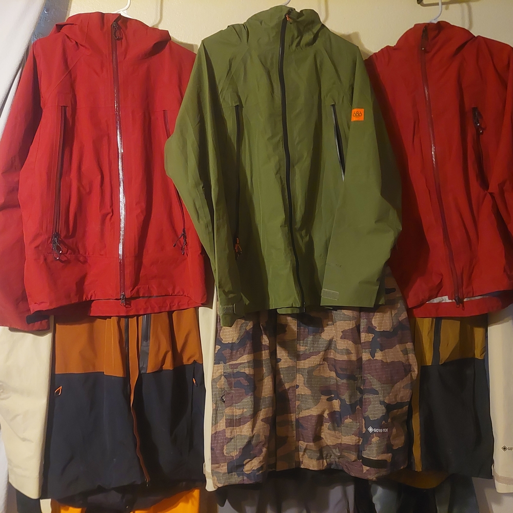 686 Packlite Jacket (16oz GTX Shell) Men's Medium - Green Used